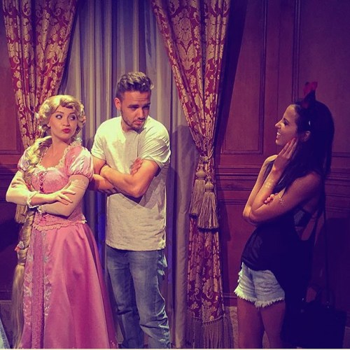 mr-styles: fakeliampayne Just hanging with a couple of princesses ;)