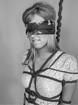 sensualhumiliation: domdadomdomdom:  Enjoying her very first time in bondage with him… 