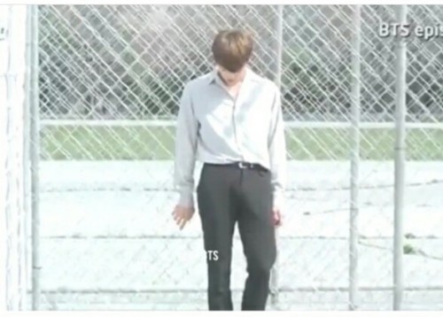 btsbulges:  Is Jin hiding an army bomb in his pants 👀