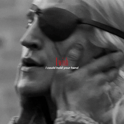 blissfulphilospher - I try to live in black and white, but I'm so blue.