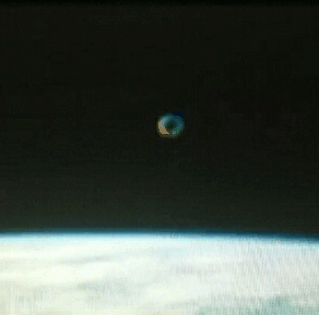 babydreamgirl:  1softie:  ufo-the-truth-is-out-there:  JUST days after a video showing