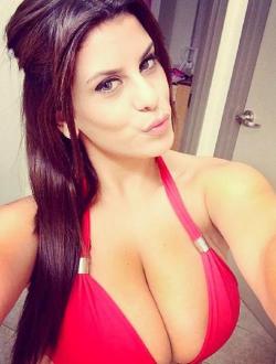 cleavage:  Wendy Fiore look alike