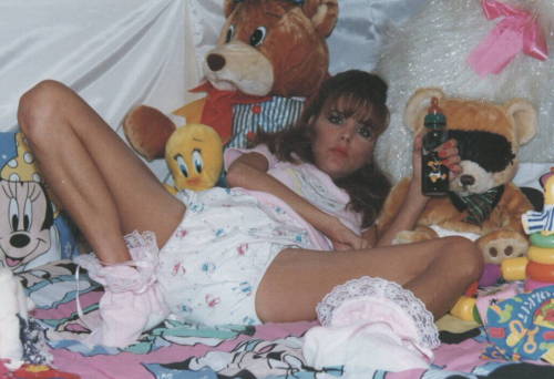 diaperedwomen:  blast from the past adult photos