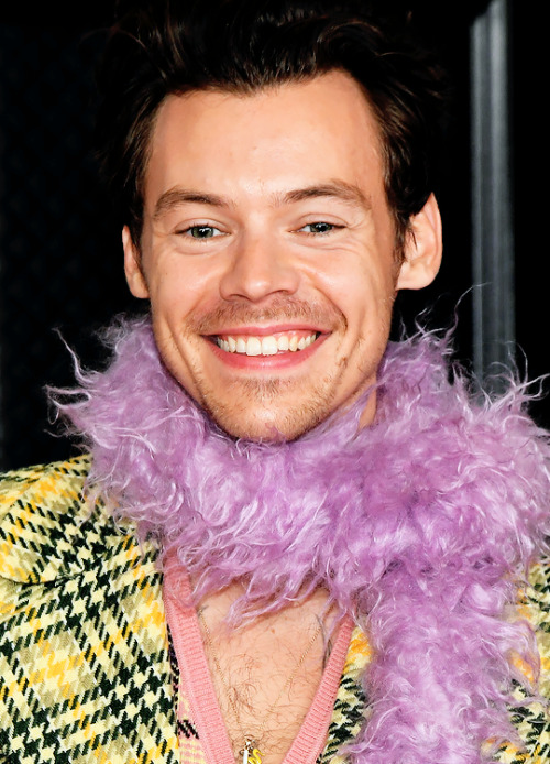 styles-edits:Harry at the 2021 GRAMMYs - 14/03/21