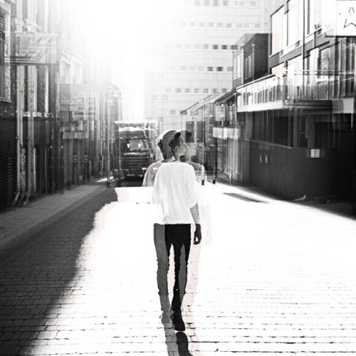thegemmajanes:  I got a plane in the middle of the night, don’t you mind? / #mattyhealy #the1975 #lyrics