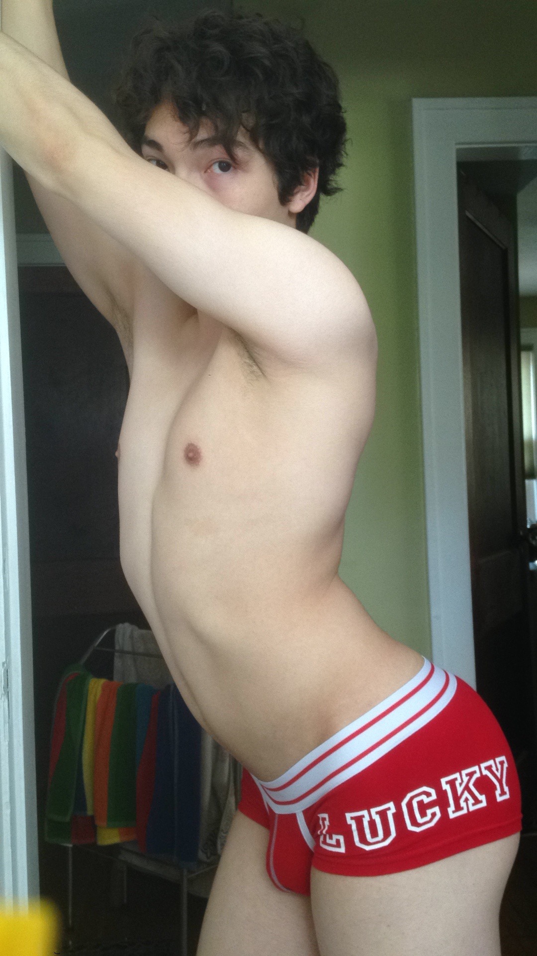 underlads: The hottest guys in their underwear at UNDERLADS with over 18,000 followers!!!