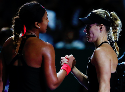 angiekerber:Naomi Osaka of Japan shakes hands with Angelique Kerber of Germany after their women&rsq