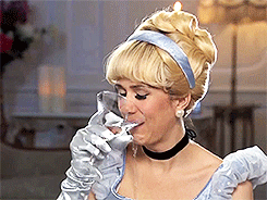 friedarmisen:  Countdown to SNL40:↪ 7 favourite cast members: Kristen Wiig (1/7)