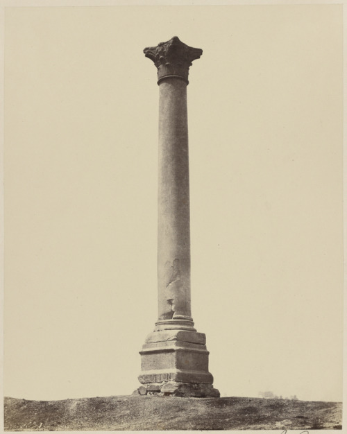 Colonne de Pompée by Henry CammasFrench, 1850-1860 (negative) and c. 1862 (print)albumenized salted 