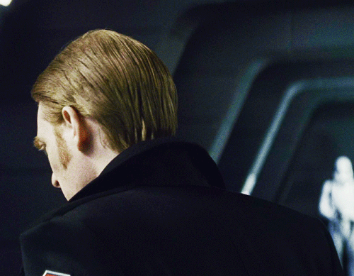 Imagine Hux Overhearing Kylo Use The Worst Pickup Lines On You Ever.