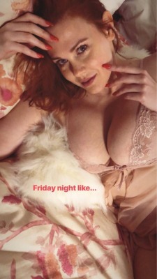 maitlandwardwhirlwind:  Friday Night /\ She’s got more! Click here