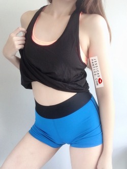 jessicaspanties:  Sporty TeaseHello hungry