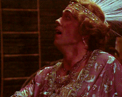 billieviperarchive:30 Years of Blackadder - 1 Gifset Per Series - Blackadder Goes Forth. (15th June 