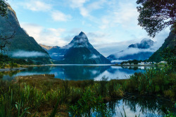 breathtakingdestinations:Milford Sound -