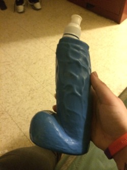 idontlovetheseh0es:  reacquaintedlove:  kingkurlz:  whitetrash-official:  nickfnry:  doyougiveafuckk:  rokkakudaiheights:  nickfnry:  So I acquired the greatest water bottle known to man to mankind today. You can either remove the tip or drink from it.