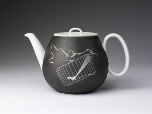 Raymond Loewy, Papageno, Teapot with charcoal glaze for Rosenthal AG, Germany, 1955