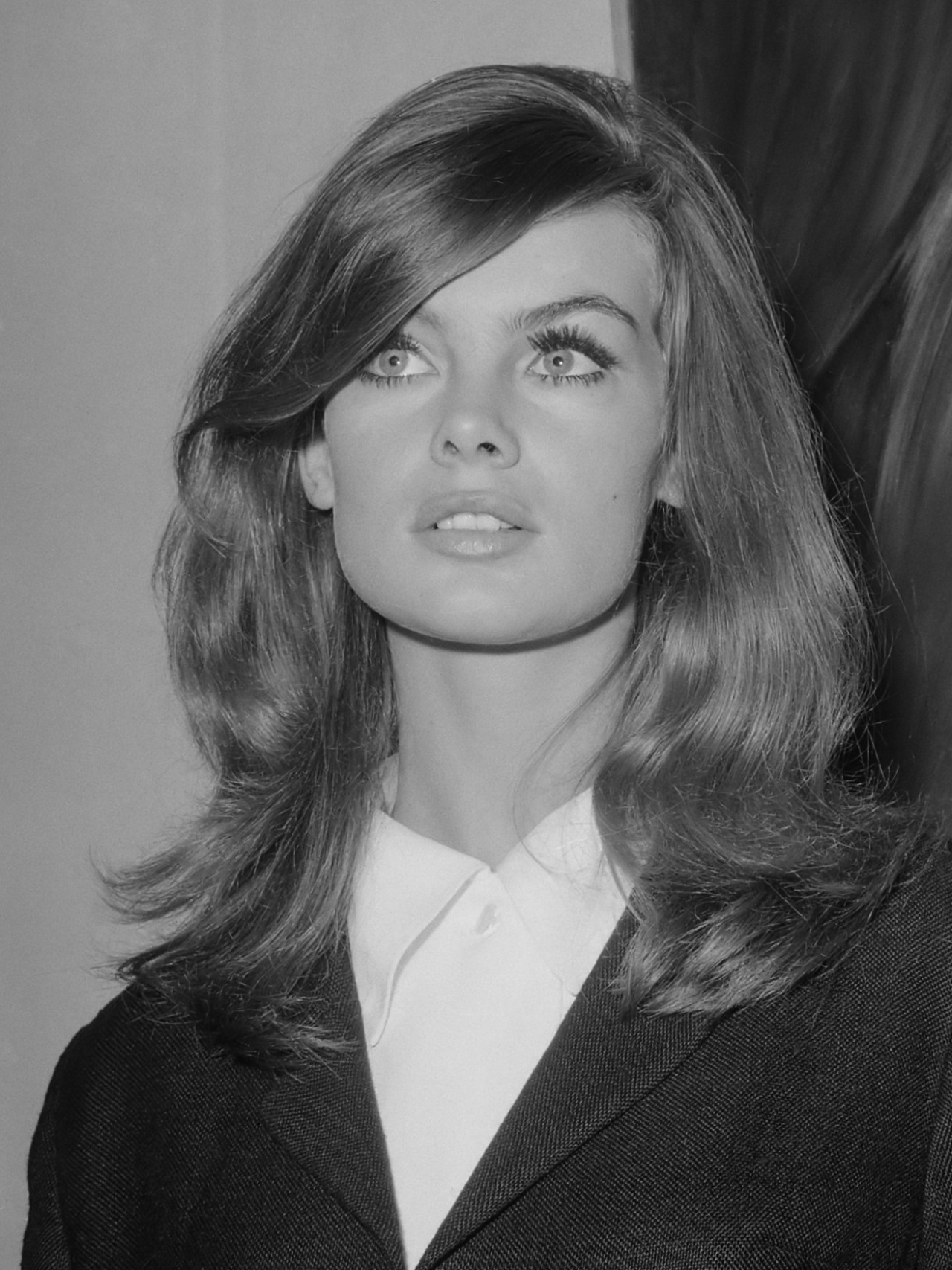 theswinginsixties:  Jean Shrimpton, 1965 