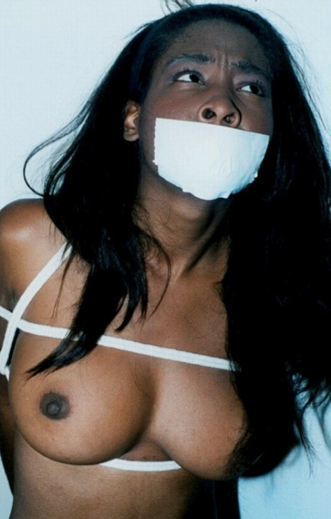 submissiveebony:  Submission from hardwareguy81. Thanks!
