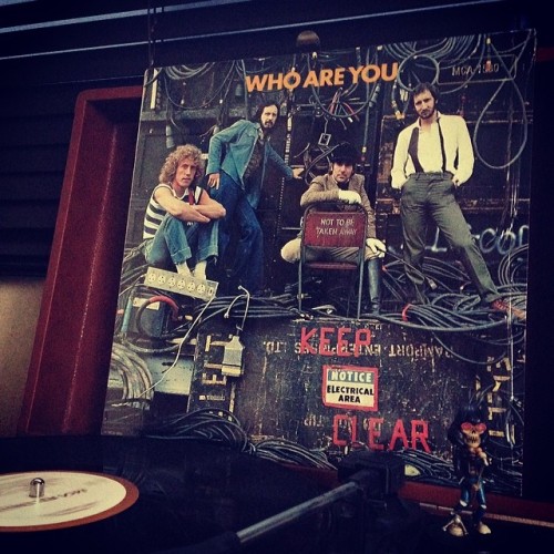 igaoaka:  #キイテイルオンガクハコレ♫ #nowplaying #vinyl #Who #birthday #お誕生日 #RogerDaltrey
