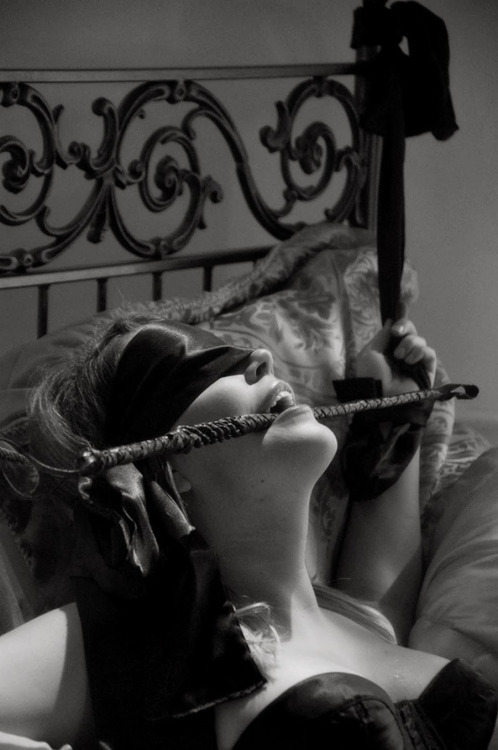 gettiedandenjoy:  More BDSM Amateur Pics