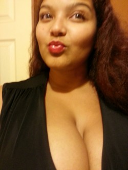 bustylovertits:  I love huge b( ⊙ Y ⊙ )bs &amp; massive areolas!!!http://bustylovertits.tumblr.com