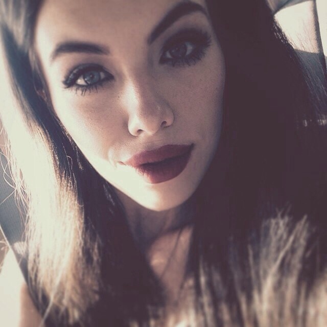 missmelissa14:  them00n:  I don’t even give a fuck if it’s not Wednesday she’s