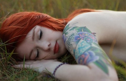 nonstopfreakshow:  /// 