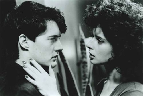 Kyle MacLachlan & Isabella Rossellini by Umberto Montiroli in “Blue Velvet” directed