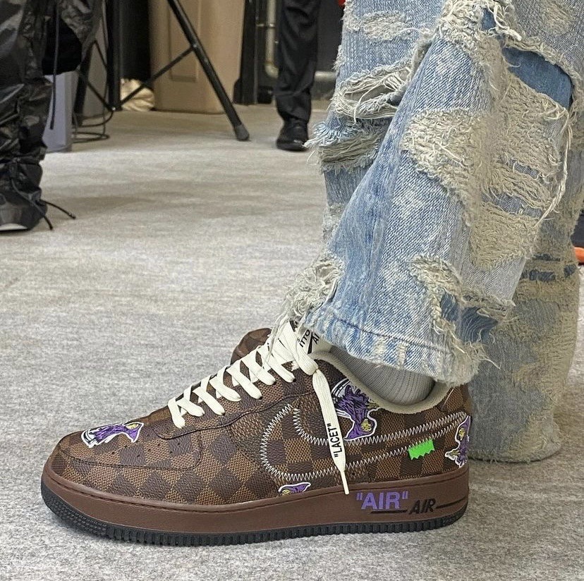 Virgil Abloh's Louis Vuitton SS22 Runway: Details, Nike AF1s