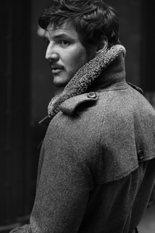 berpl:miss-love:cursethecosmos:regencyswan:Pedro Pascal for Interview Magazine October 2014In honor 