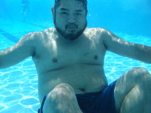 xlbears:  The XLBears took a dip in Colman pool last weekend and someone had an underwater camera!