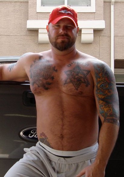 stocky-men-guys:  mutantinflux:  Bangin’  Big, strong and sexy menStocky Men &amp; Guys