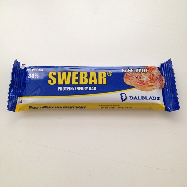 Only in Sweden - Energy Bar with taste of #cinnamonrolls /#kanelbulle PS. 30% High Protein!