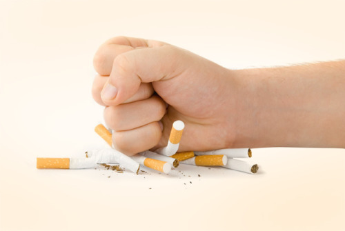 Nicotine withdrawal reduces response to rewards across speciesCigarette smoking is a leading cause o