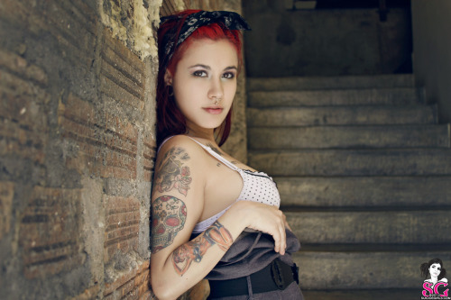 snehi21:   Ellys Suicide Girl 