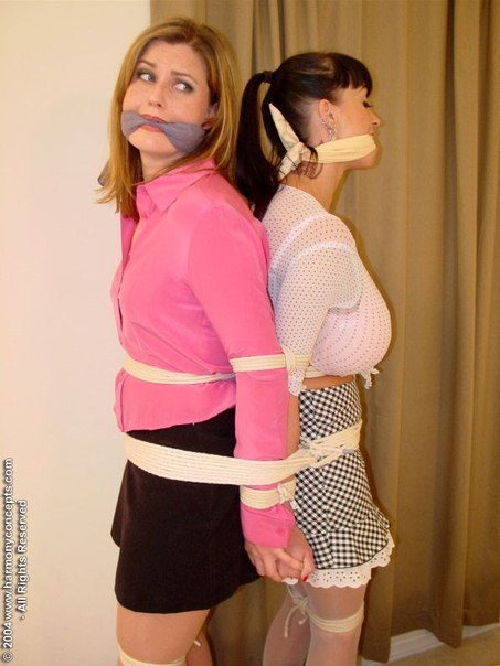 bondagehedgehog:  coscorella: Summer Cummings adult photos