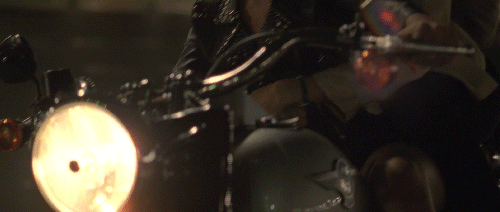 kat-milk:  kinutil: black girl in paris (2013), dir. kiandra parks  yardie-boi we gonna watch this, okay? 