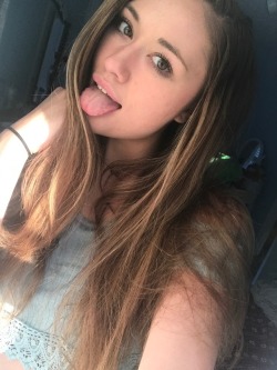 thebeckybooo:goodnight everyone :) replying to DMs tomorrow because work kicked my butt and i’m still not home :( Tongue out is her signature pose.