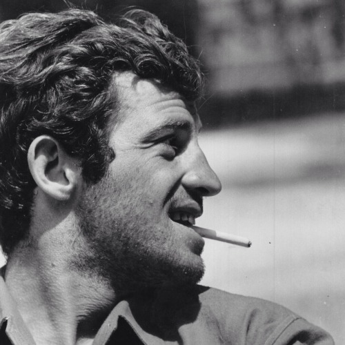 thevisualvamp:awesomenickverdant: “I live in a moment. And it is beautiful”.  Jean-Paul Belmondo Jea