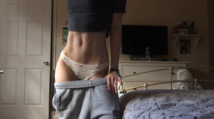 theletterblue:sweatpants kinda day