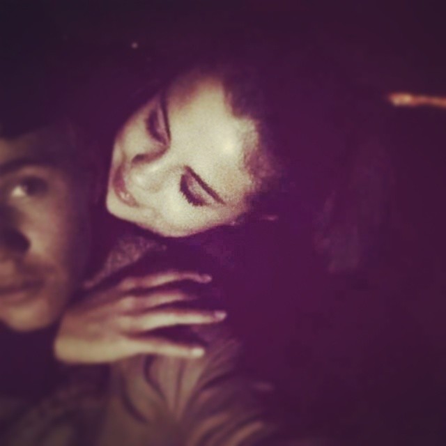 bieber-you-are-my-angel:  &ldquo;Me encanta la forma en que me miras&rdquo;.