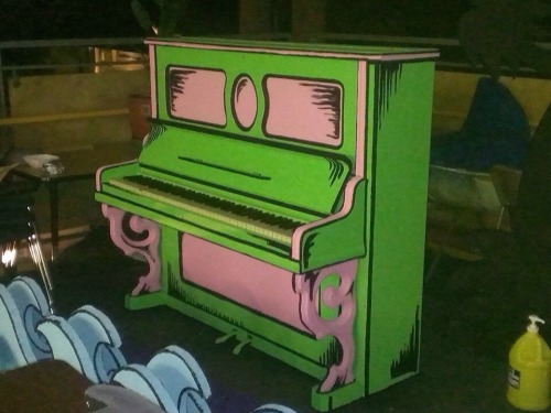 fatpeoplecatpeople:  stunningpicture:  My friend painted a piano to look like a cartoon piano. This is the final result.  AAAHH 