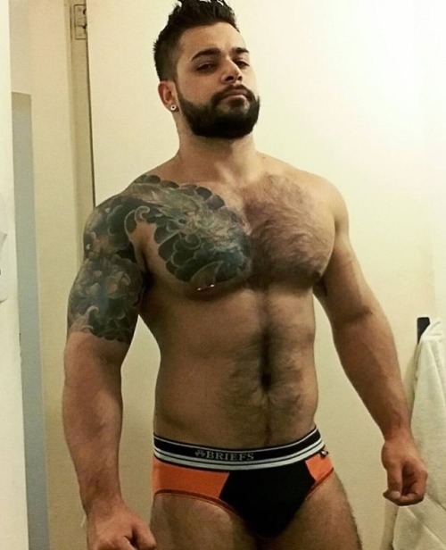 beardburnme:  foizer Instagram