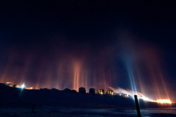sixpenceee:  Light Pillars, Russia: Light