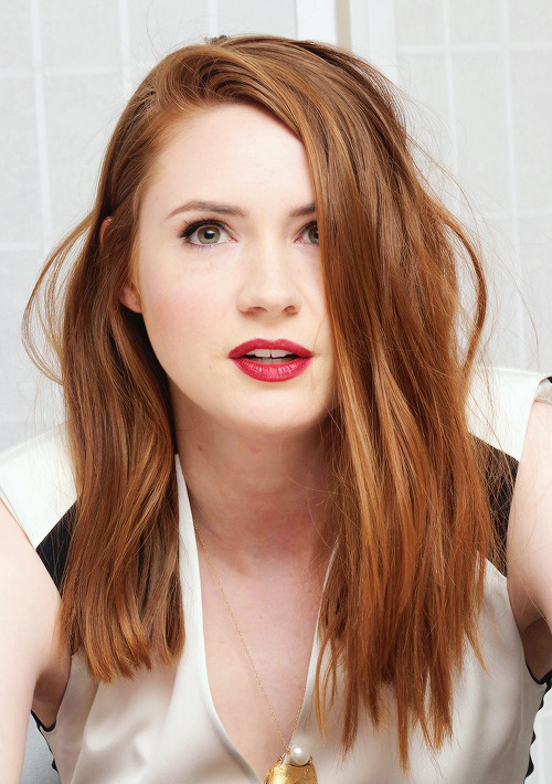 karengphotos: Karen Gillan at the press conference for Guardians of the Galaxy Vol. 2 in Los Angeles