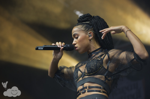 FKA twigs @ Laneway Festival, Sydney…