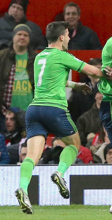 theheroicstarman: Shane Long’s bubble butt