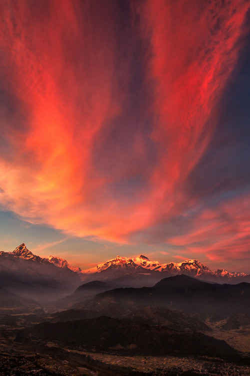 essenceofnxture:Burning sky   Marcellian Tan  