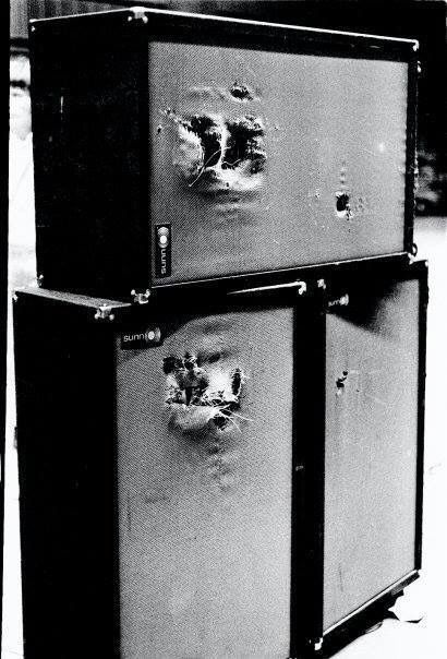 XXX bconker:Hendrix’s Sunn amps after a show photo