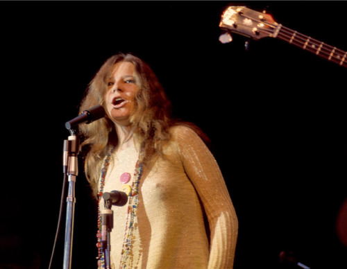 twixnmix:Janis Joplin performing with Big Brother & the Holding Company at the Monterey Pop Fest